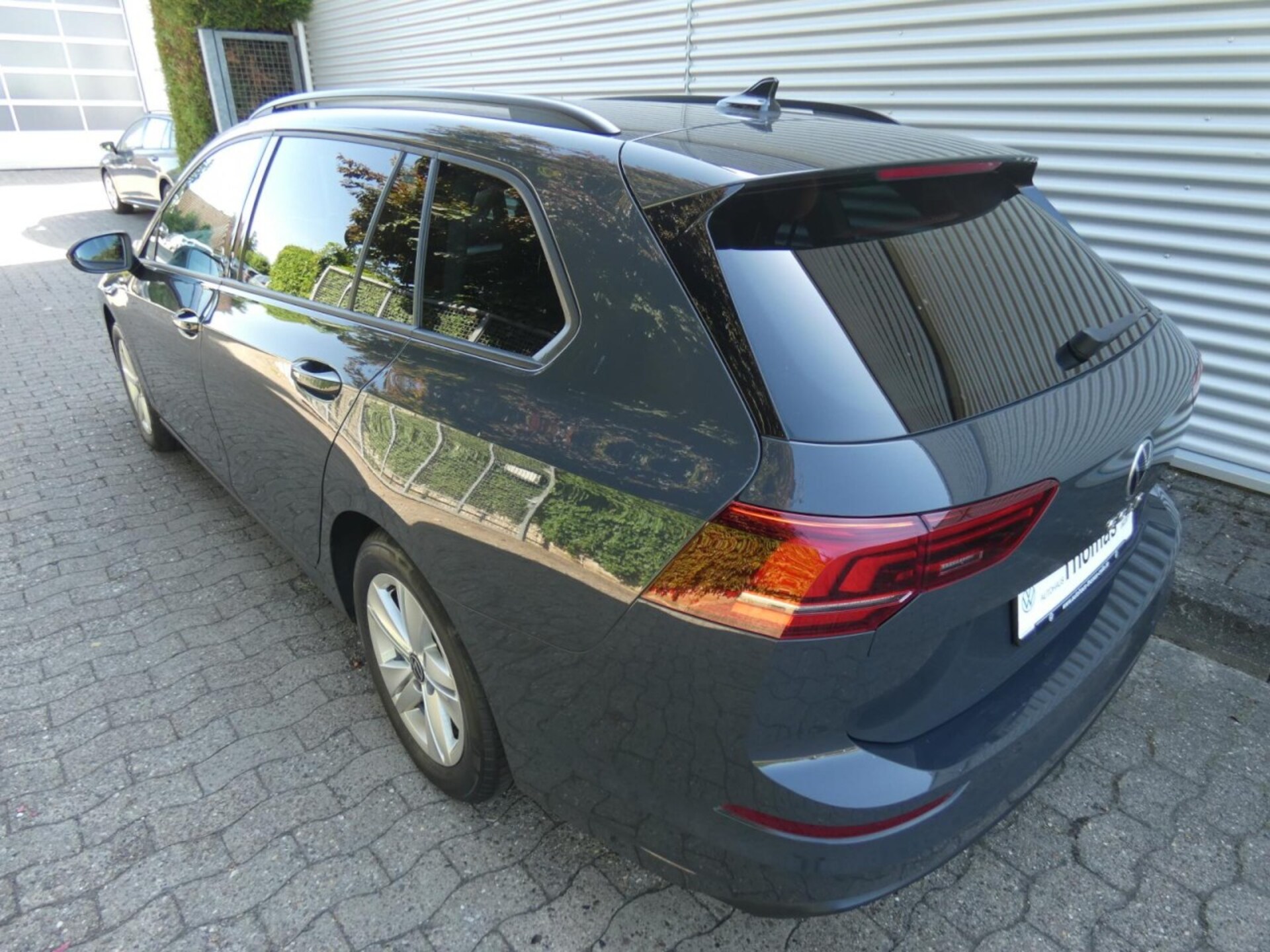 Volkswagen Golf Variant Life