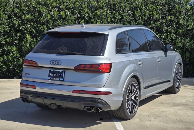 2026 Audi SQ7