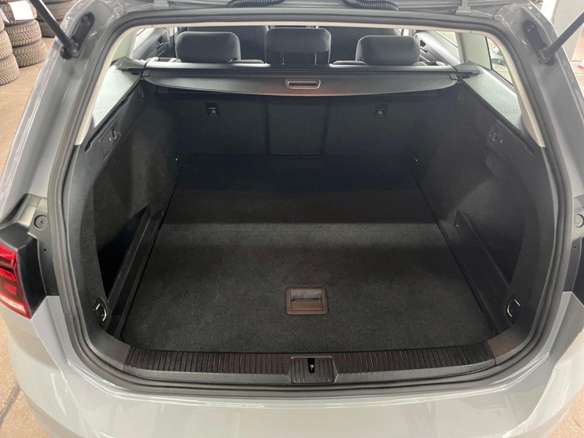 Volkswagen Passat Variant Conceptline