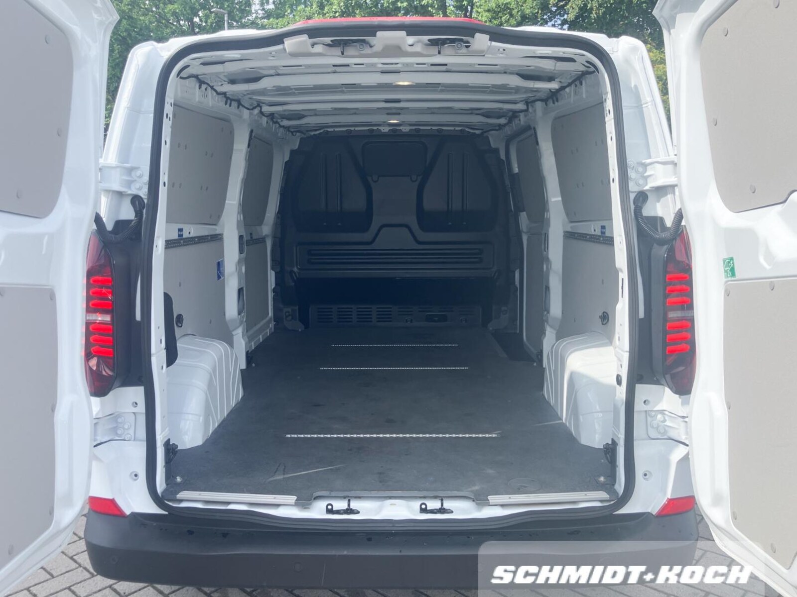 Volkswagen Transporter Kasten langer Radstand – Bild 11