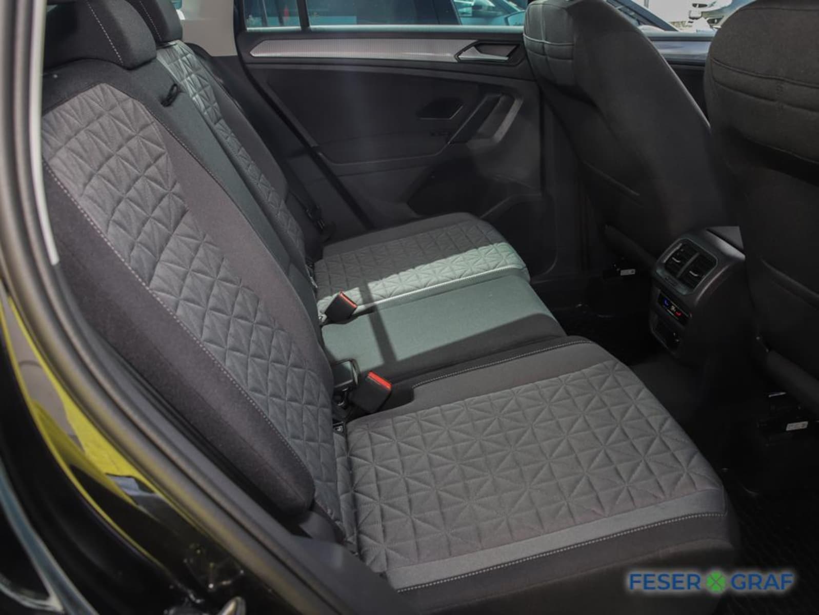 Volkswagen Tiguan – Bild 6