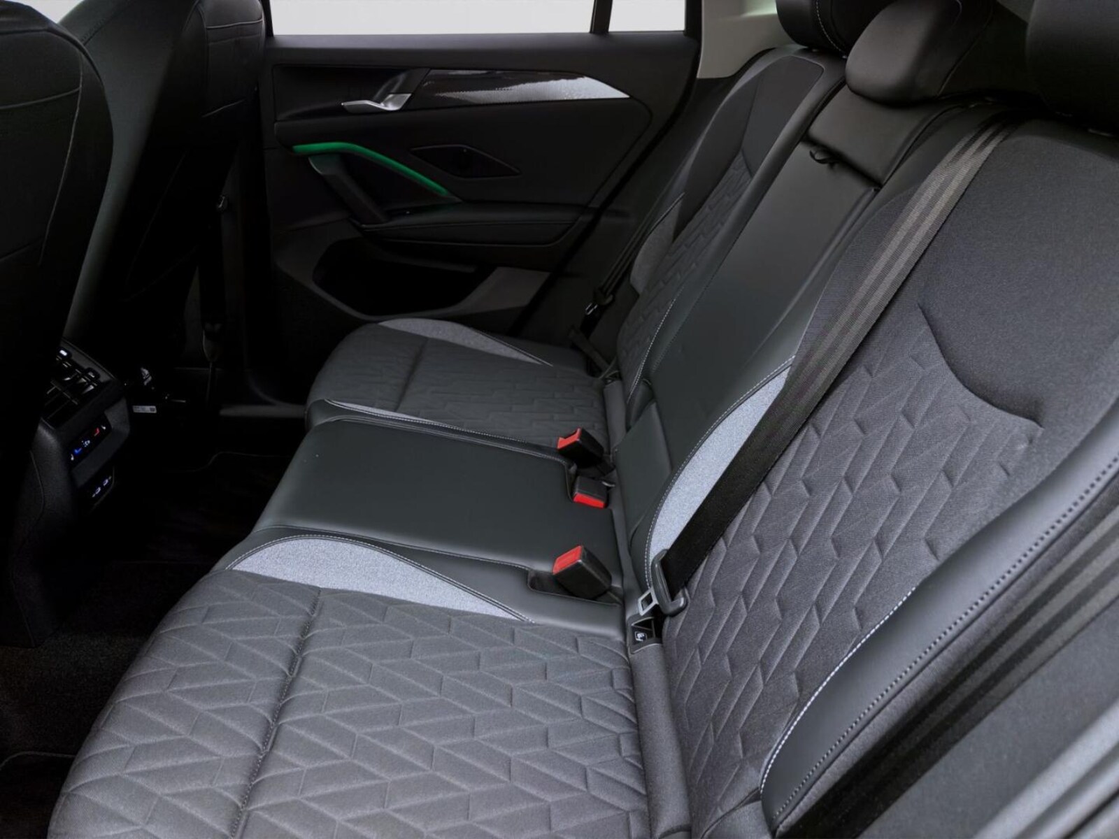 Volkswagen Tiguan – Bild 16