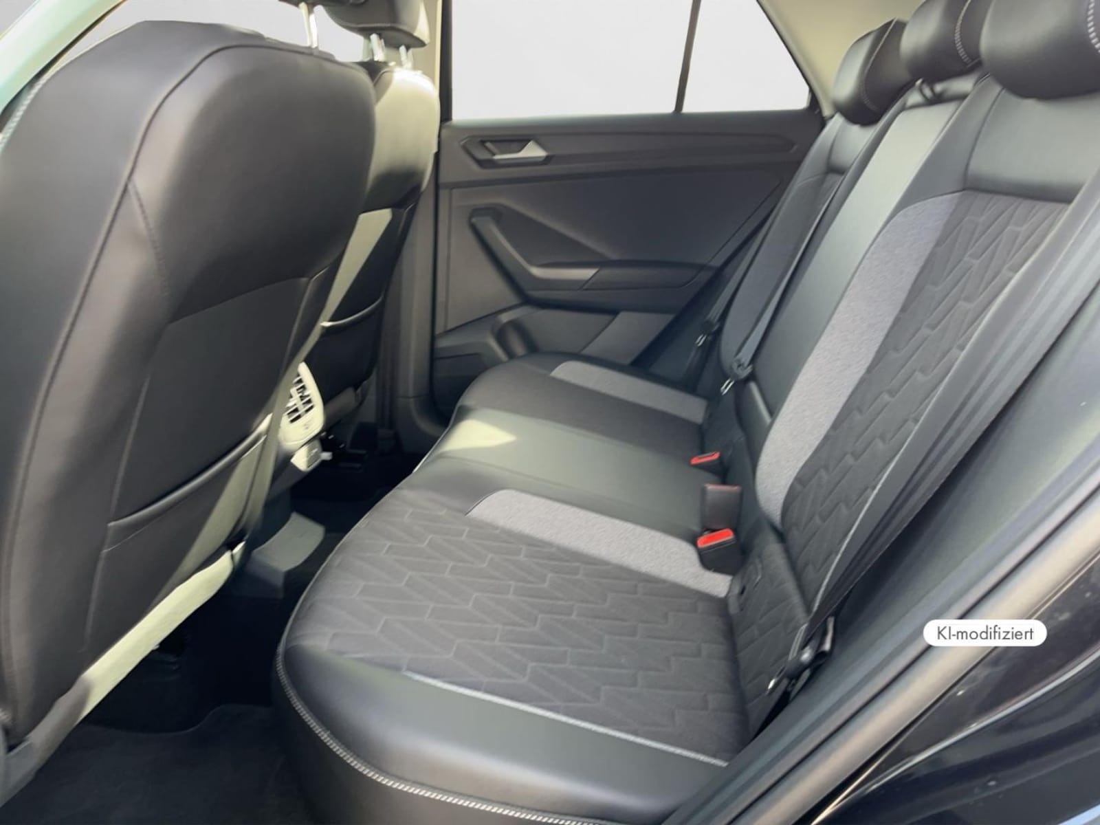 Volkswagen T-Roc – Bild 14