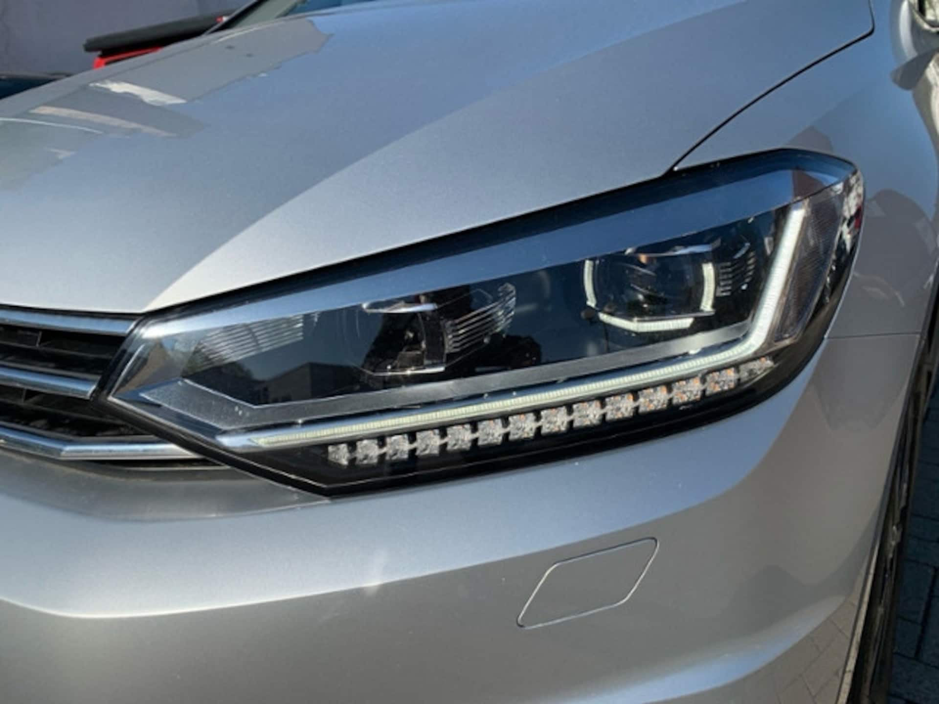 Volkswagen Touran Active