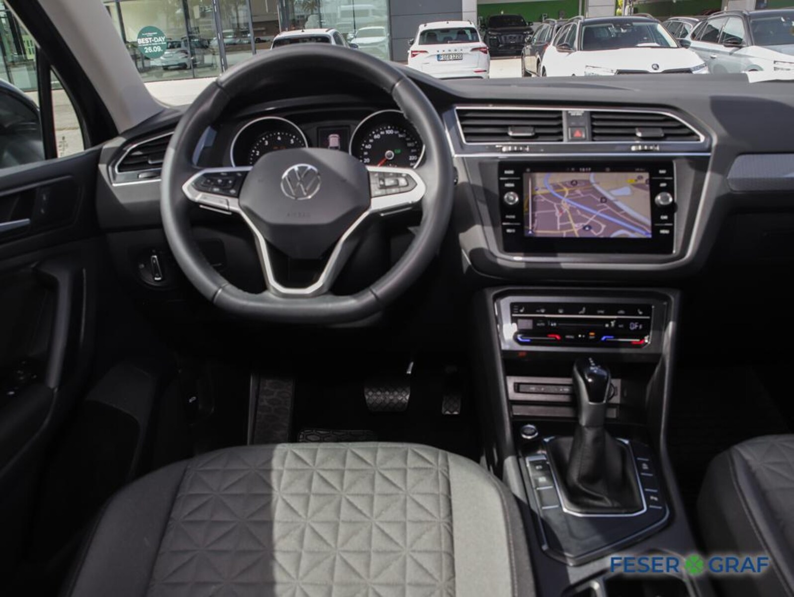 Volkswagen Tiguan – Bild 8