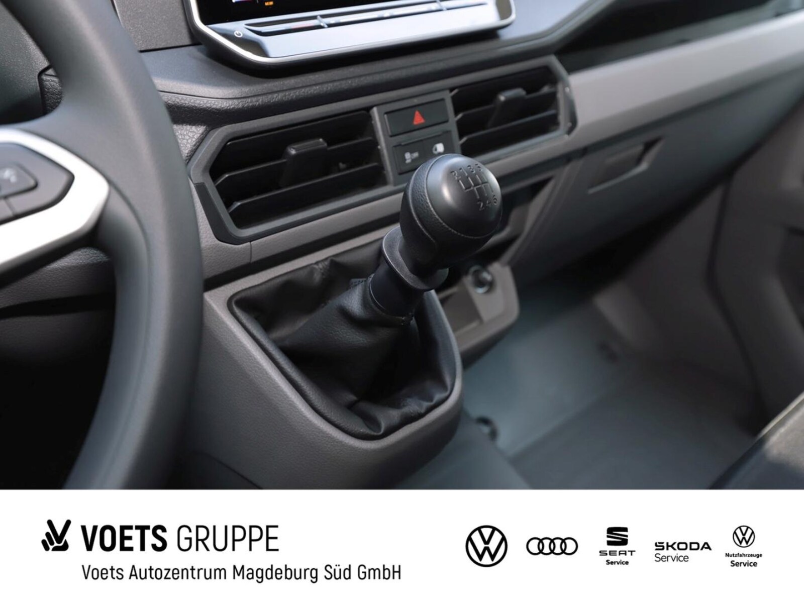 Volkswagen Crafter Kasten mittlerer Radstand – Bild 12