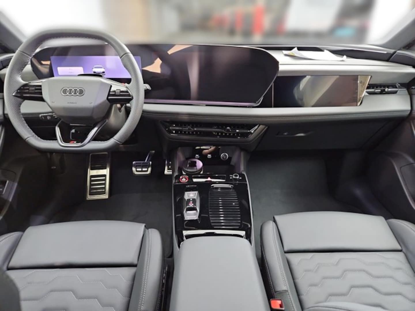 Bild über Audi A6 Avant e-tron S line business e-tron performance 270 kW - für weitere Informationen kontaktieren Sie den Audi Partner