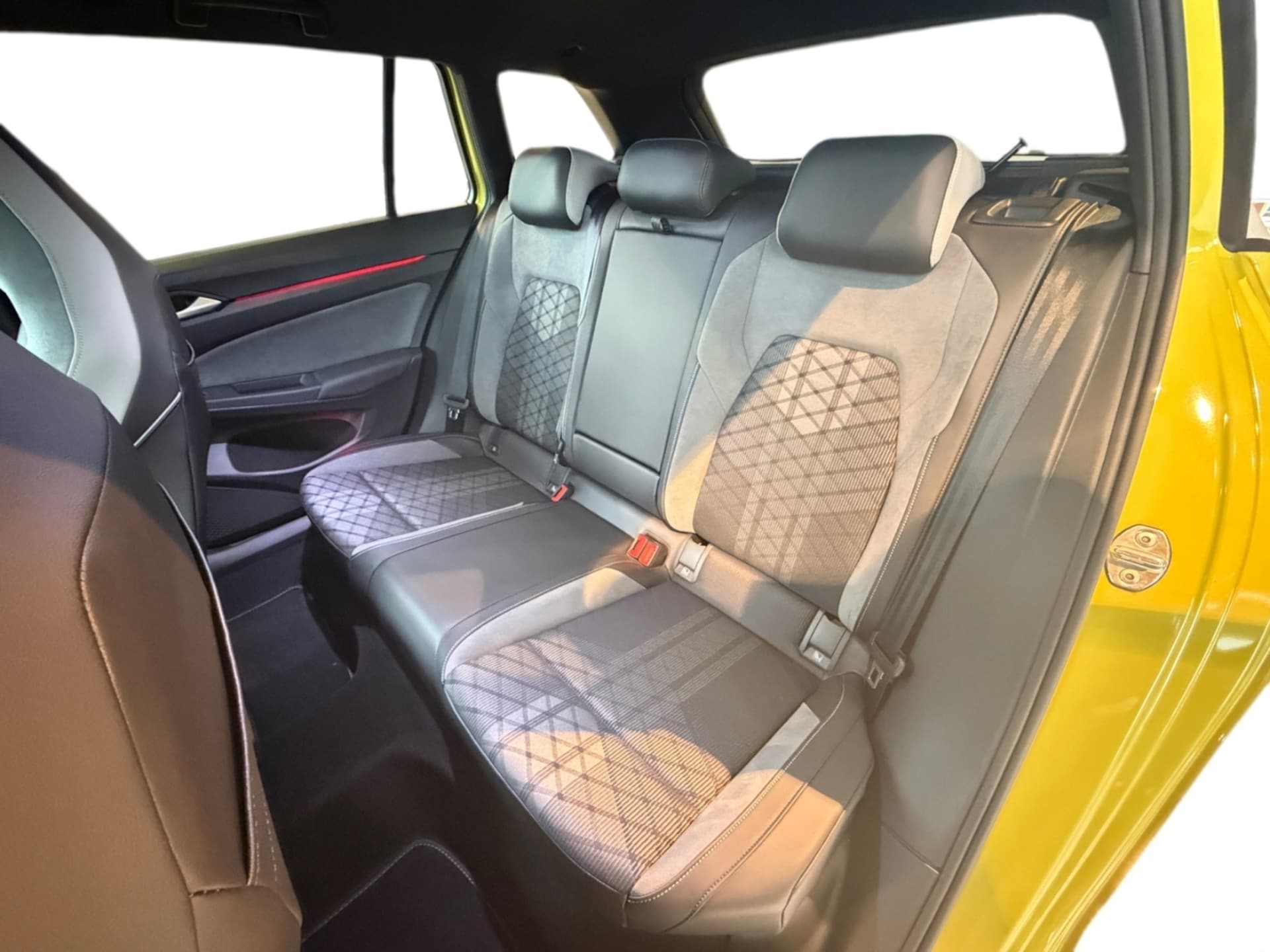 Volkswagen Golf Variant R-Line