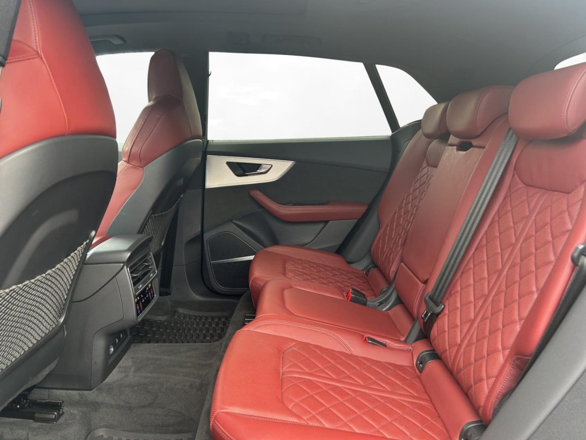 Audi SQ8 SUV