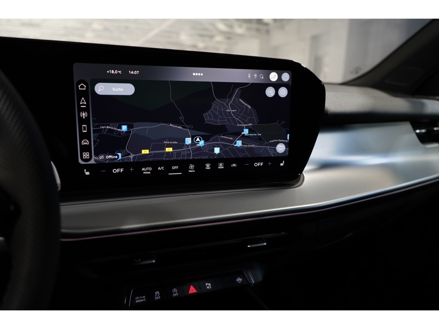 Bild über Audi Q3 SUV TFSI 110 kW S tronic - für weitere Informationen kontaktieren Sie den Audi Partner
