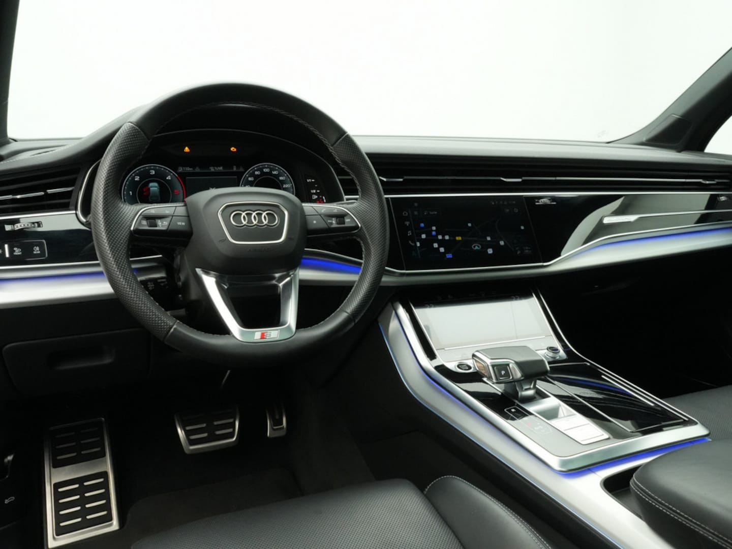 Bild über Audi Q7 competition plus 50 TDI quattro tiptronic - für weitere Informationen kontaktieren Sie den Audi Partner