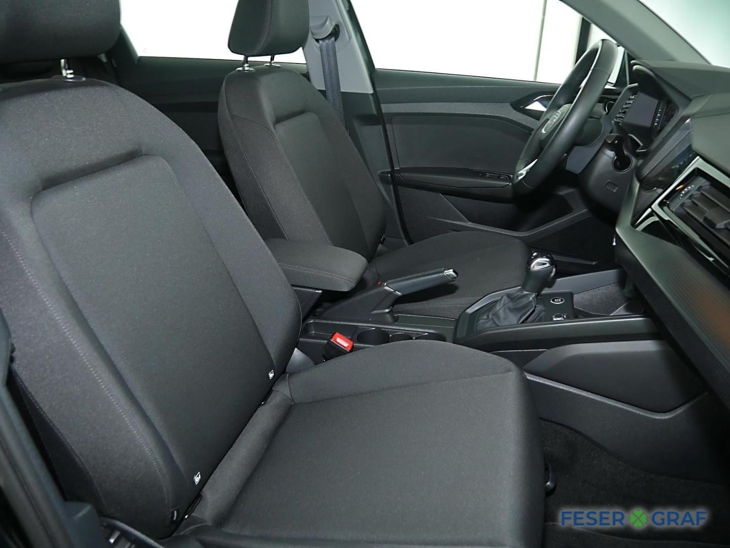 Bild über Audi A1 Sportback S line 35 TFSI S tronic - für weitere Informationen kontaktieren Sie den Audi Partner