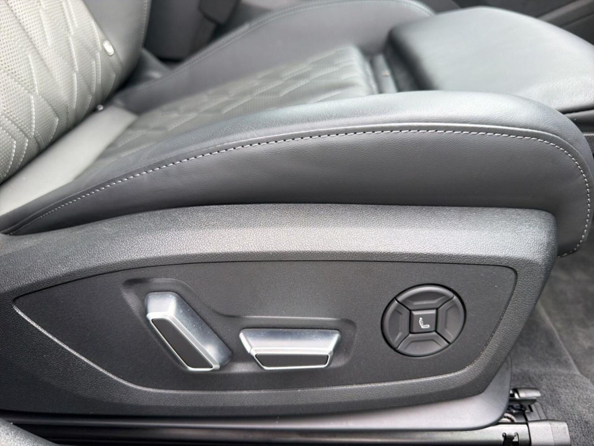 Audi S6 Sportback e-tron