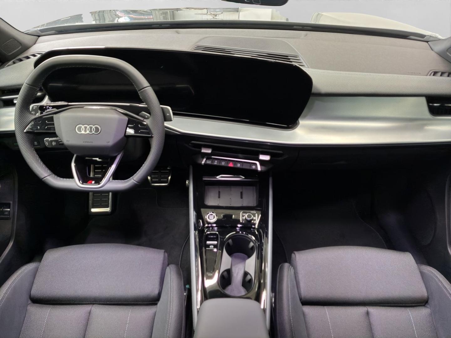 Bild über Audi Q3 Sportback e-hybrid e-hybrid 200 kW S tronic - für weitere Informationen kontaktieren Sie den Audi Partner