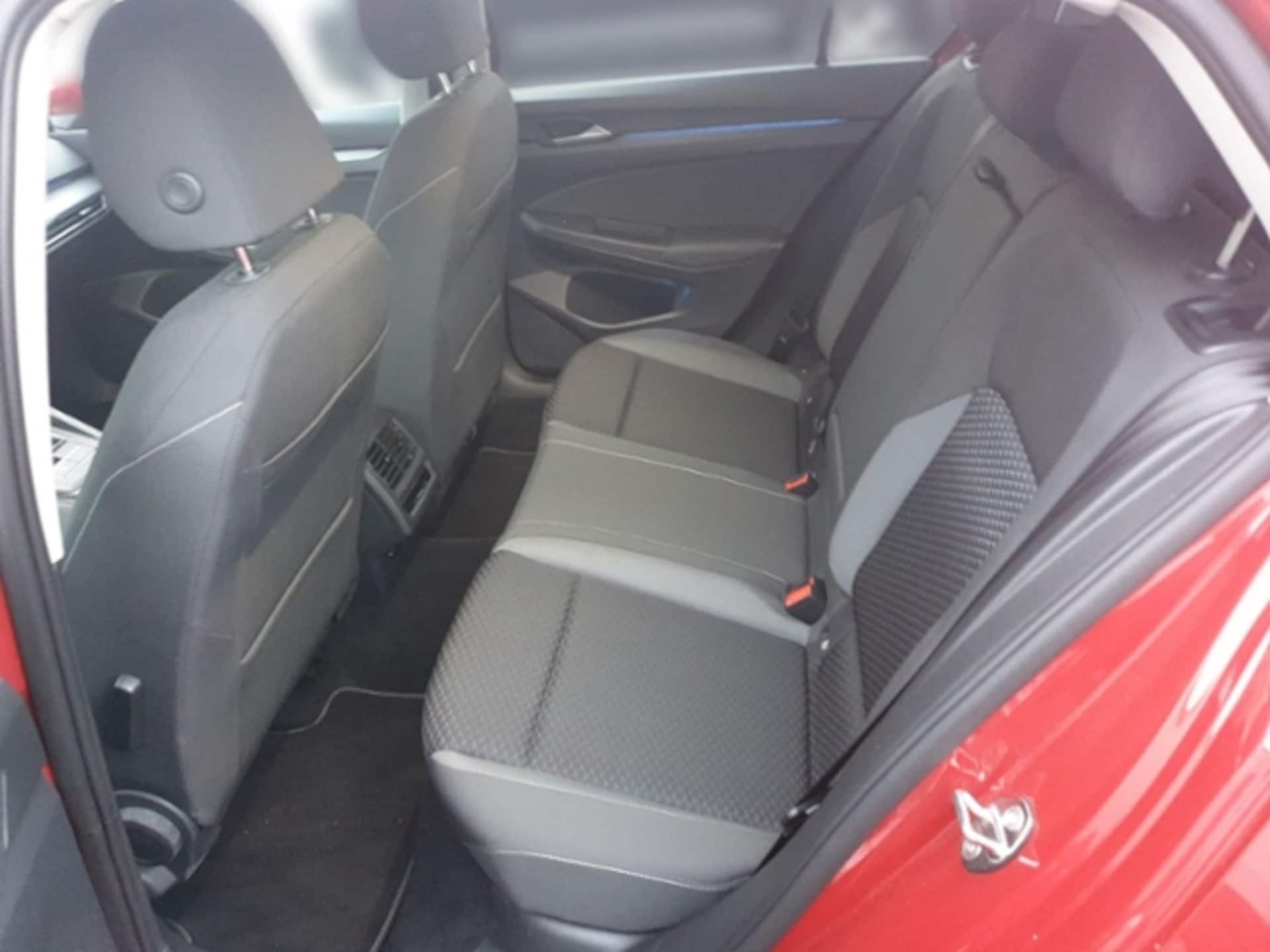 Volkswagen Golf Active