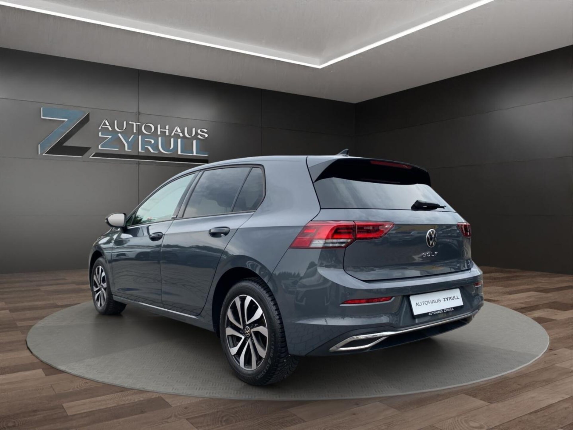 Volkswagen Golf Active
