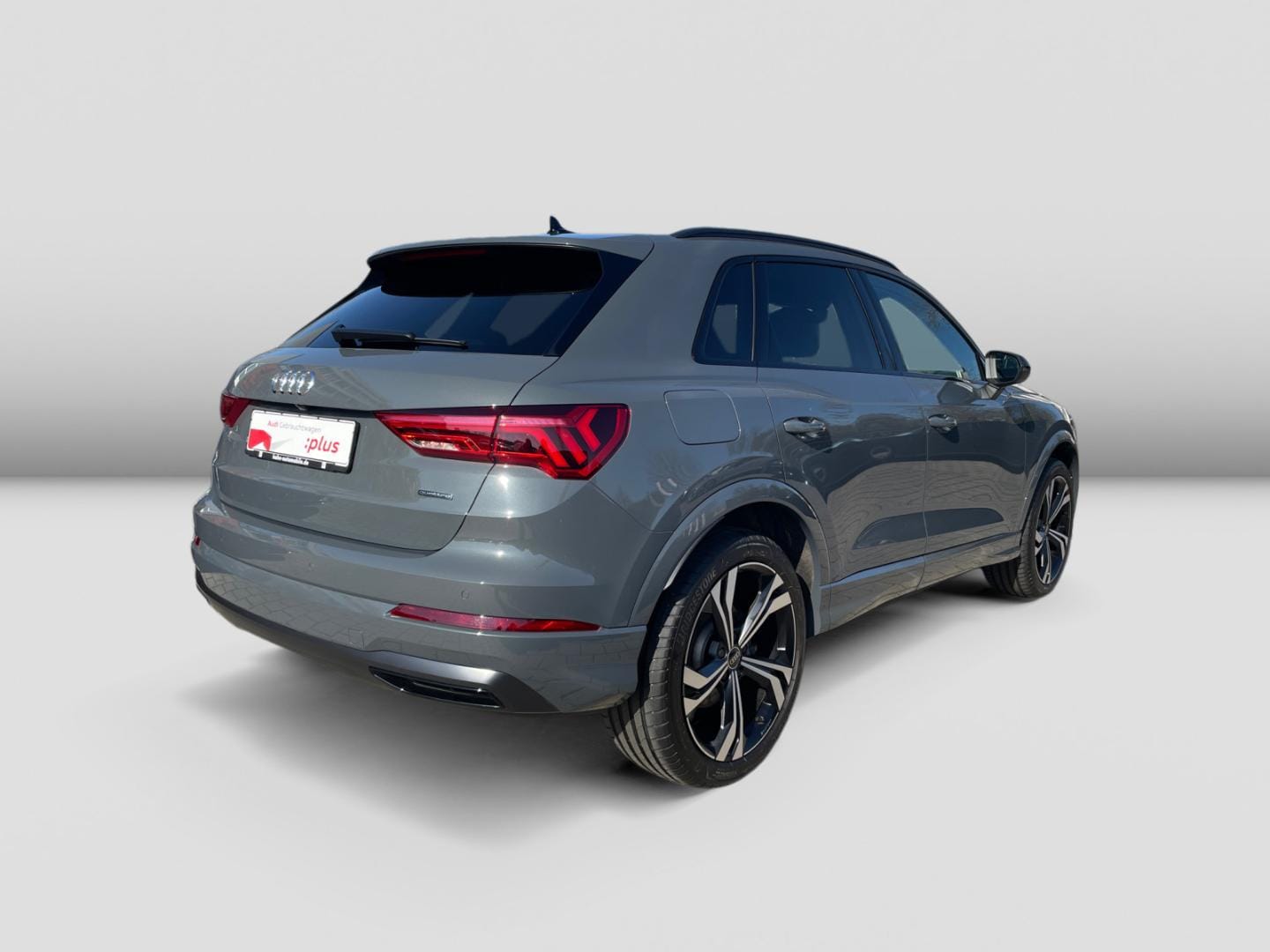 Bild über Audi Q3 advanced 40 TFSI quattro S tronic - für weitere Informationen kontaktieren Sie den Audi Partner
