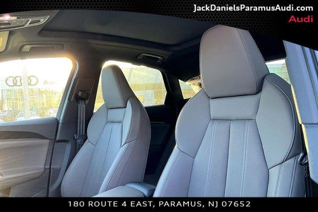 2025 Audi Q5 Sportback Premium Plus - Photo 9