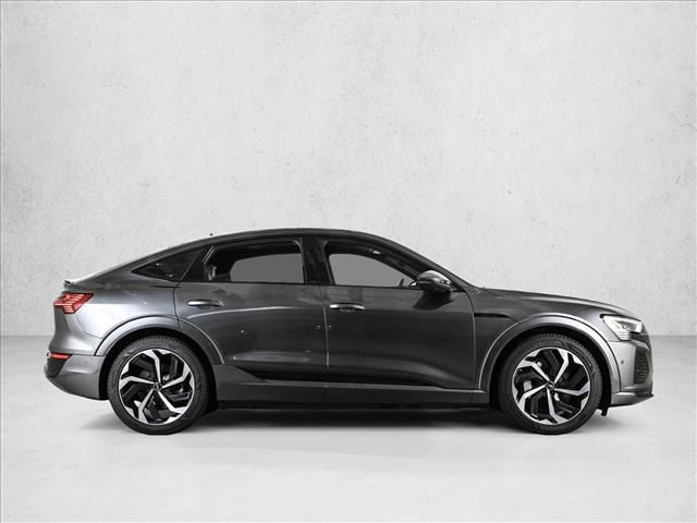 2024 Audi Q8 Sportback e-tron