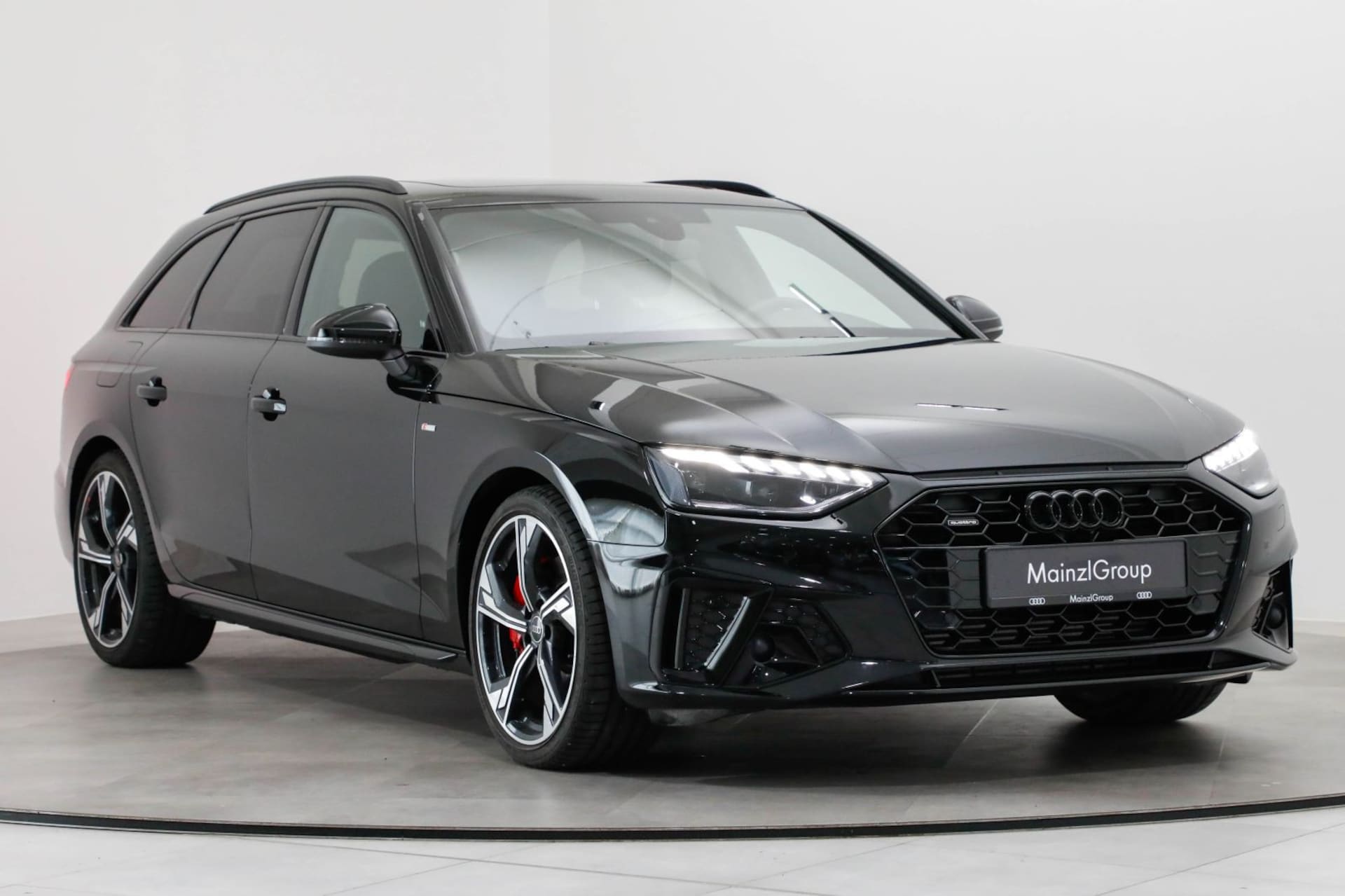 Audi A4 Avant S line