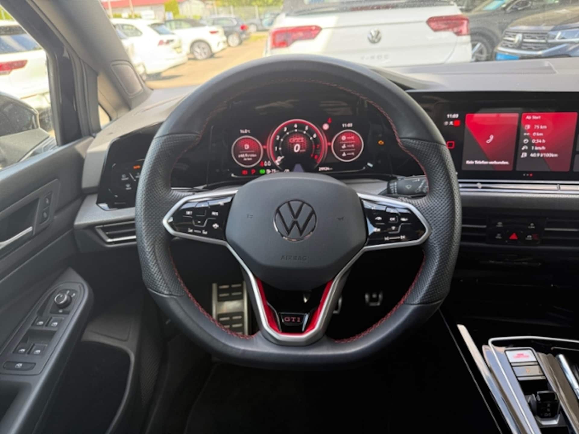 Volkswagen Golf GTI