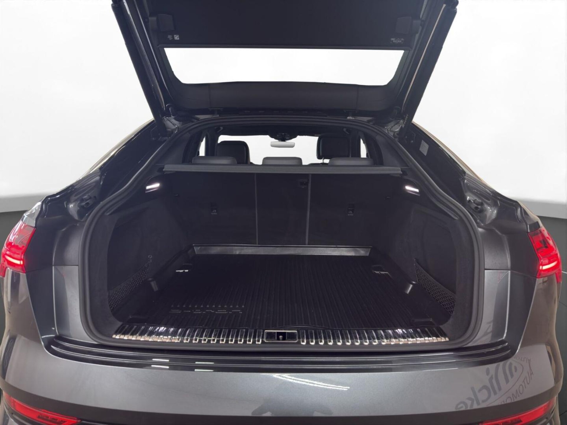 Audi e-tron Sportback S line