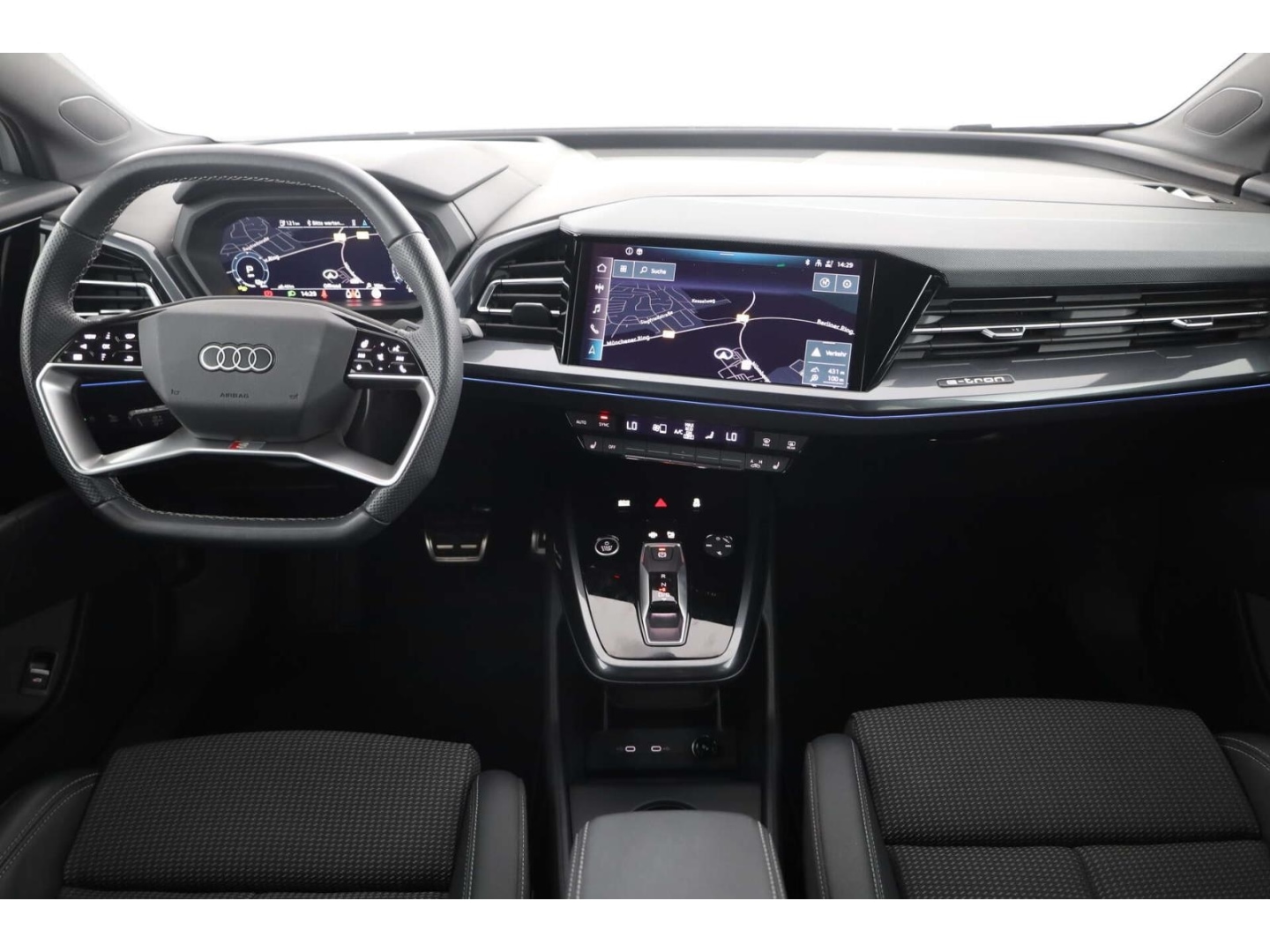 Bild über Audi Q4 e-tron 45 e-tron quattro - für weitere Informationen kontaktieren Sie den Audi Partner