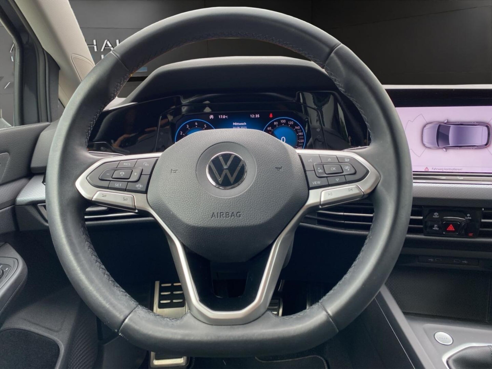 Volkswagen Golf Active