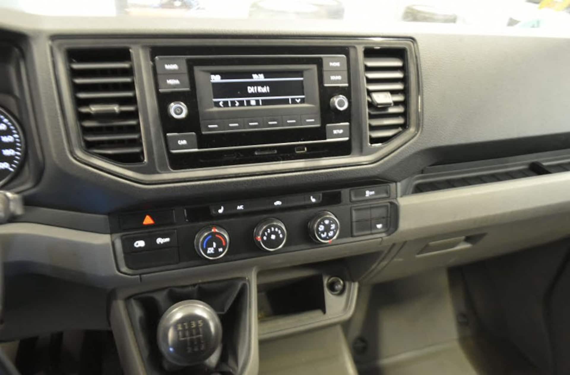 Volkswagen Crafter Kasten mittlerer Radstand