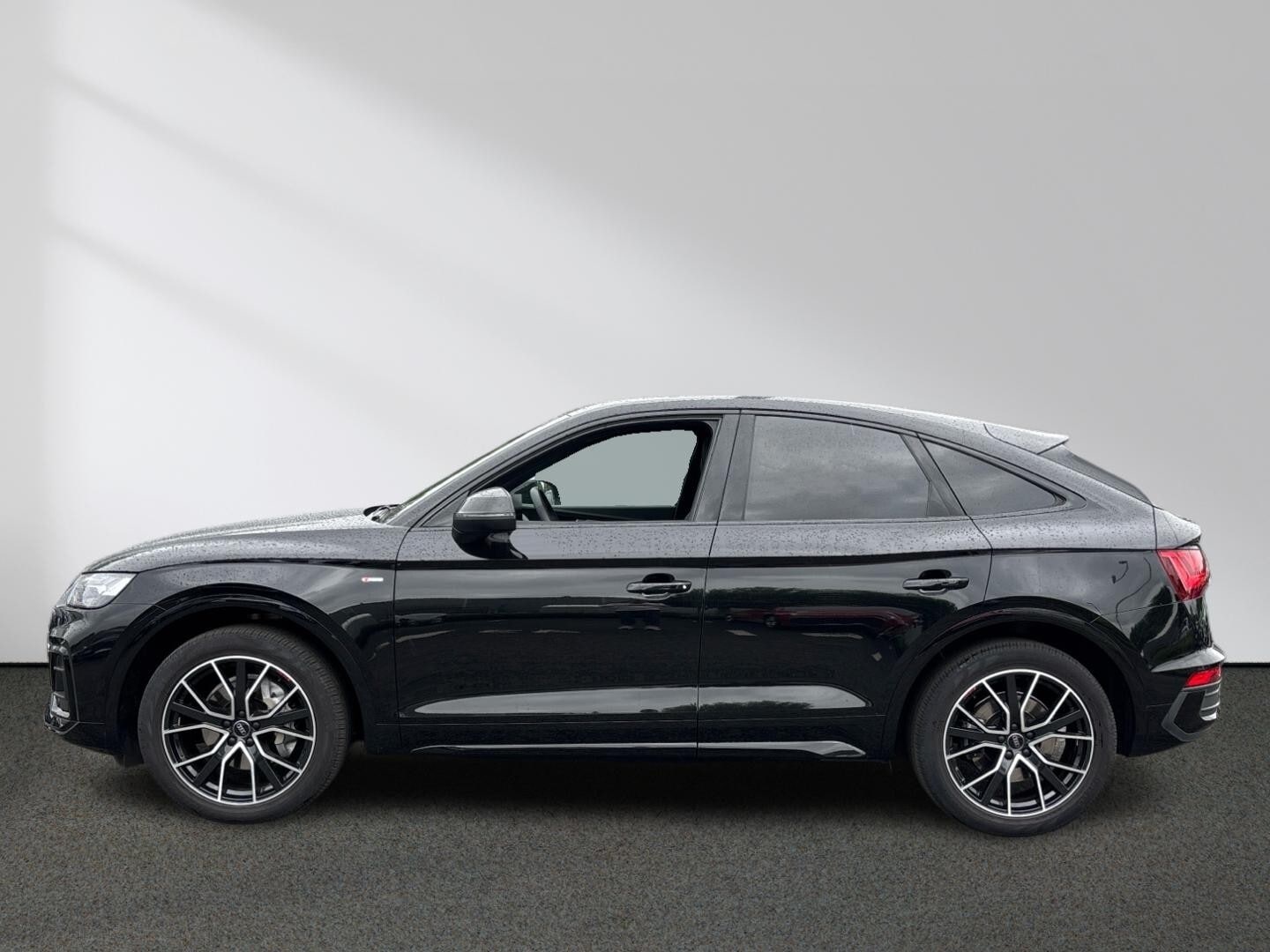 Bild über Audi Q5 Sportback 40 TDI quattro S tronic - für weitere Informationen kontaktieren Sie den Audi Partner