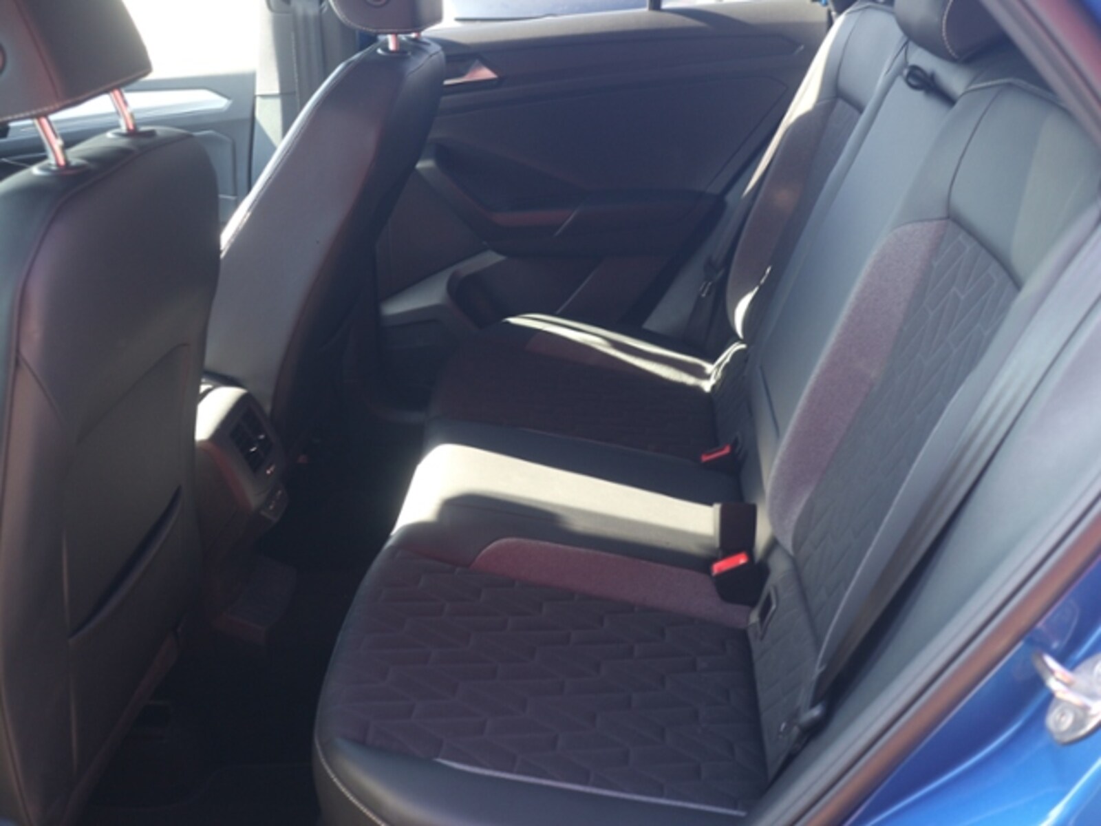 Volkswagen T-Roc – Bild 11