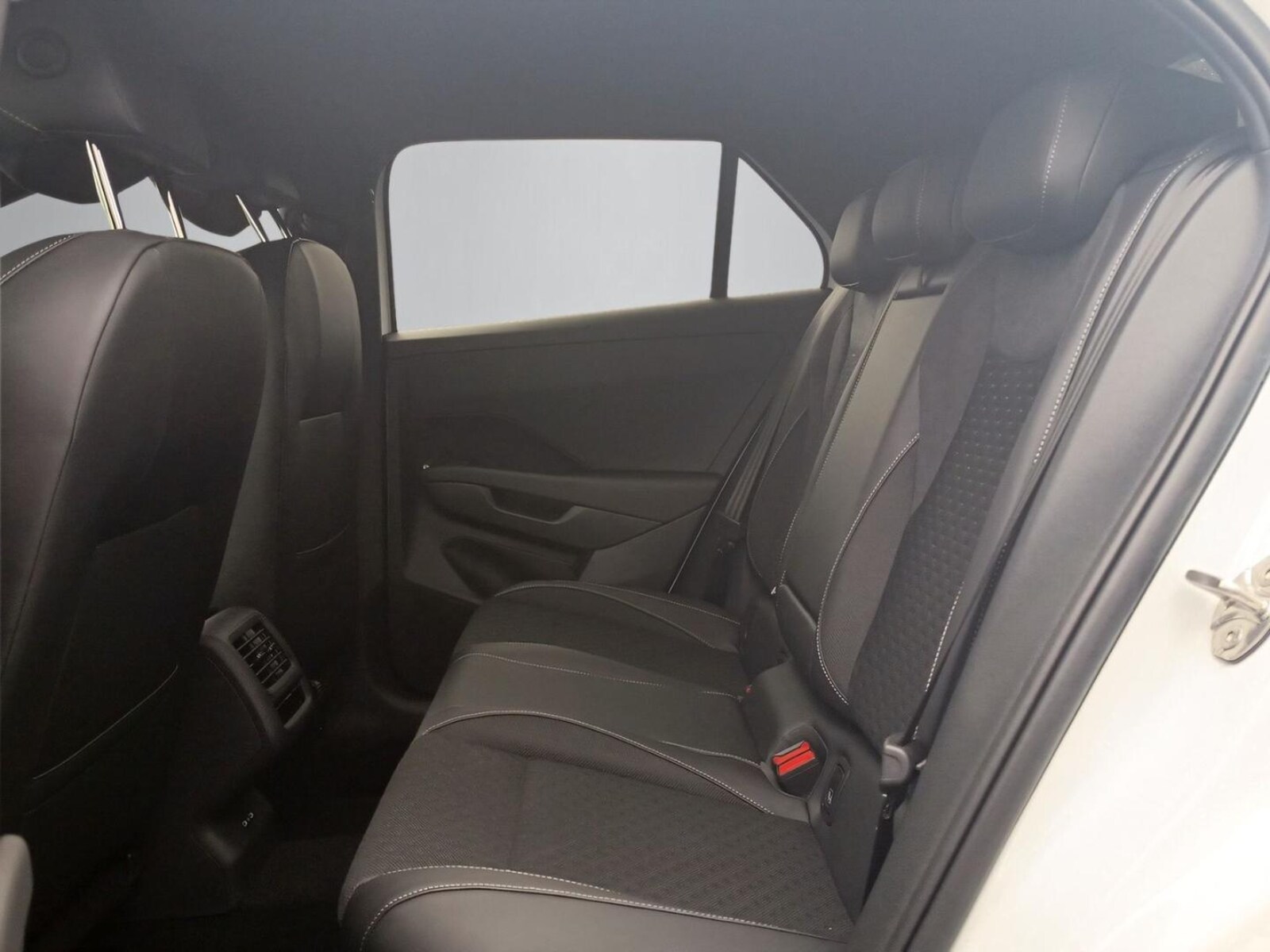 Volkswagen T-Roc – Bild 10