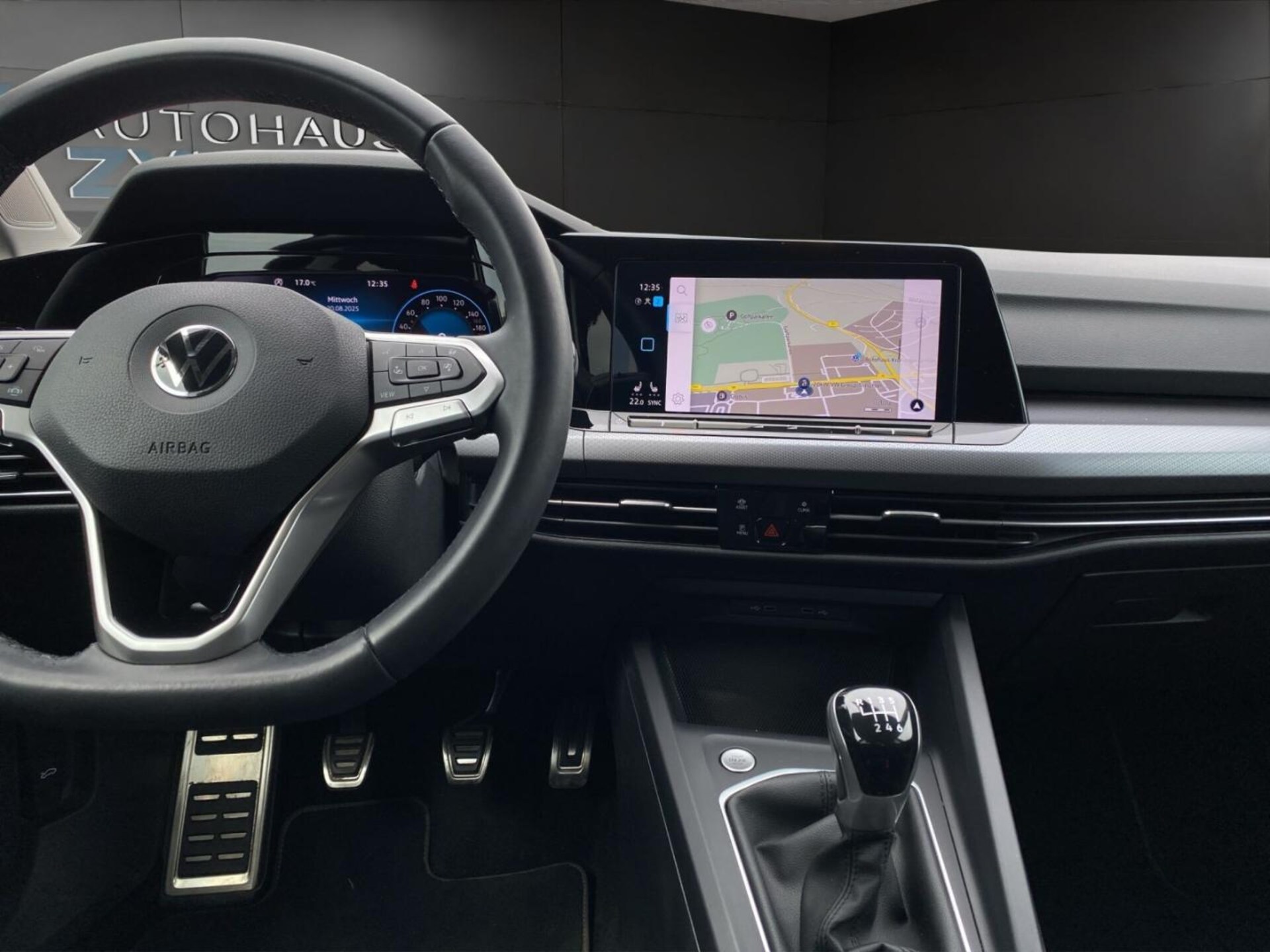 Volkswagen Golf Active