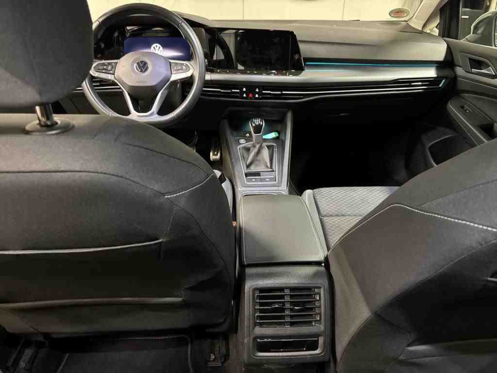 Volkswagen Golf Active