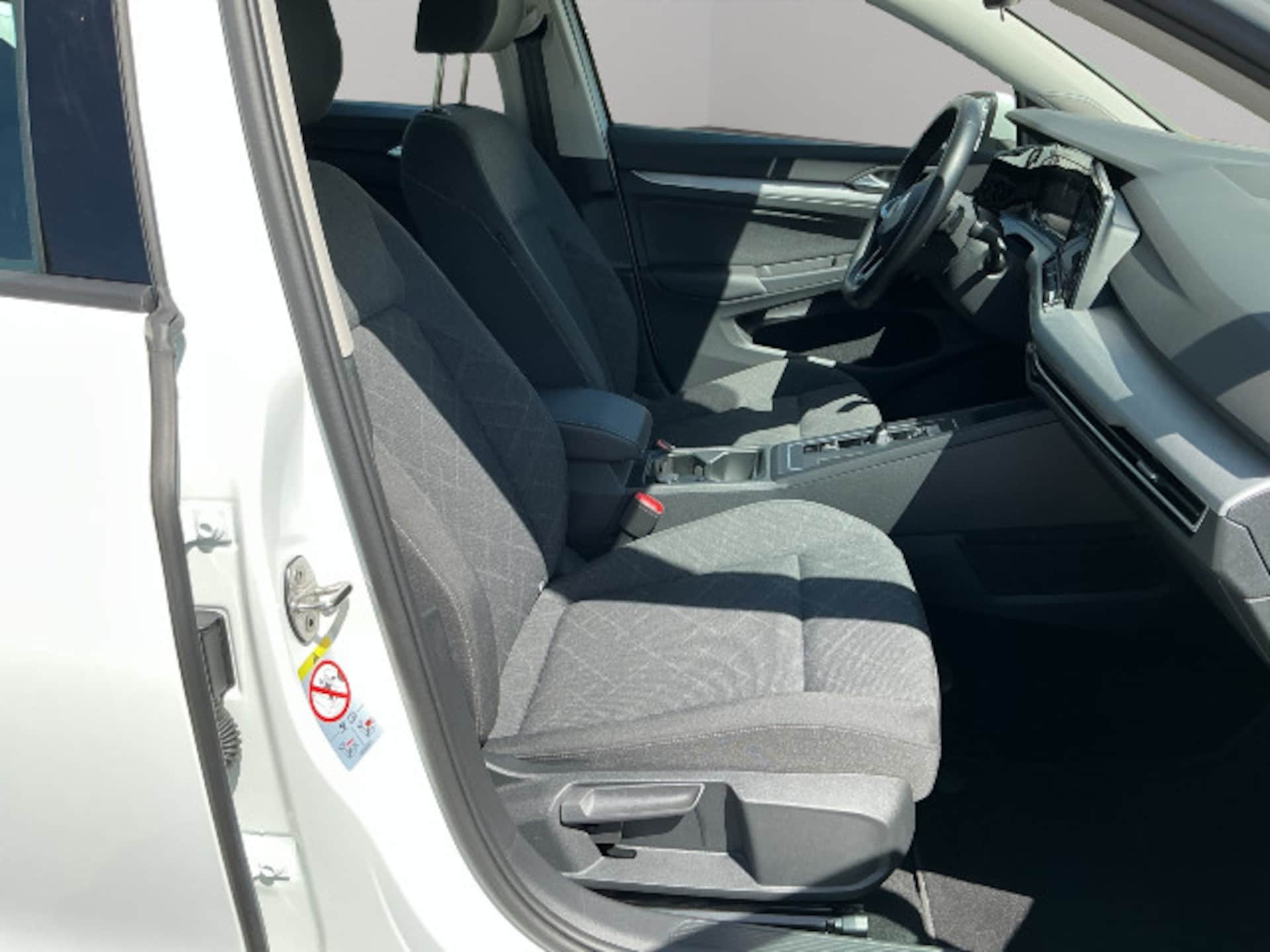 Volkswagen Golf Variant Life