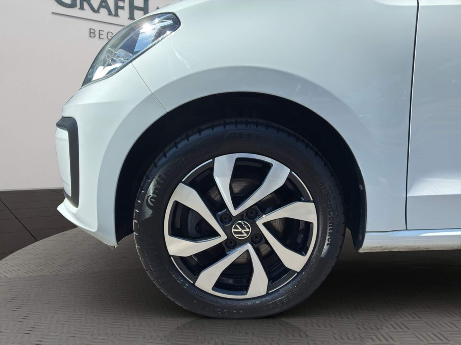 Volkswagen up! ACTIVE