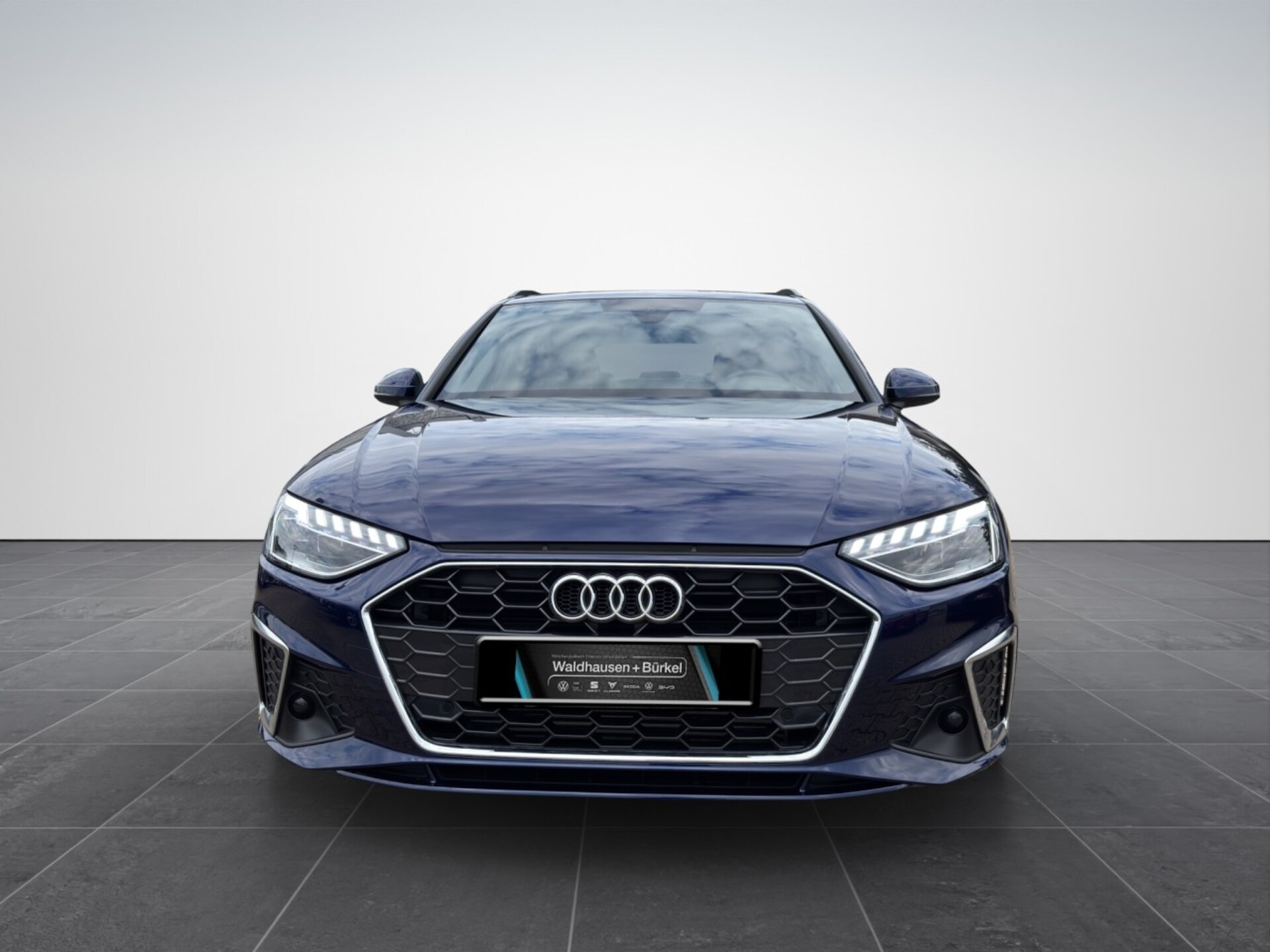 Audi A4 Avant S line