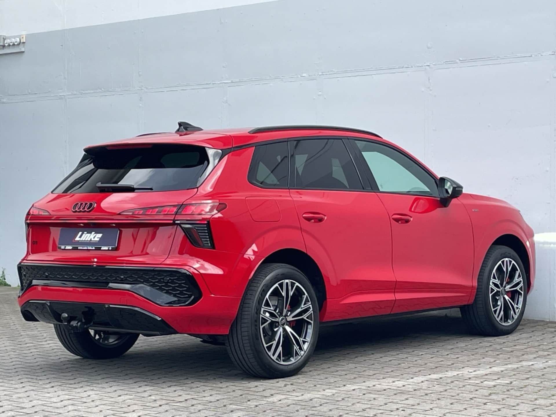 Audi Q3 SUV e-hybrid