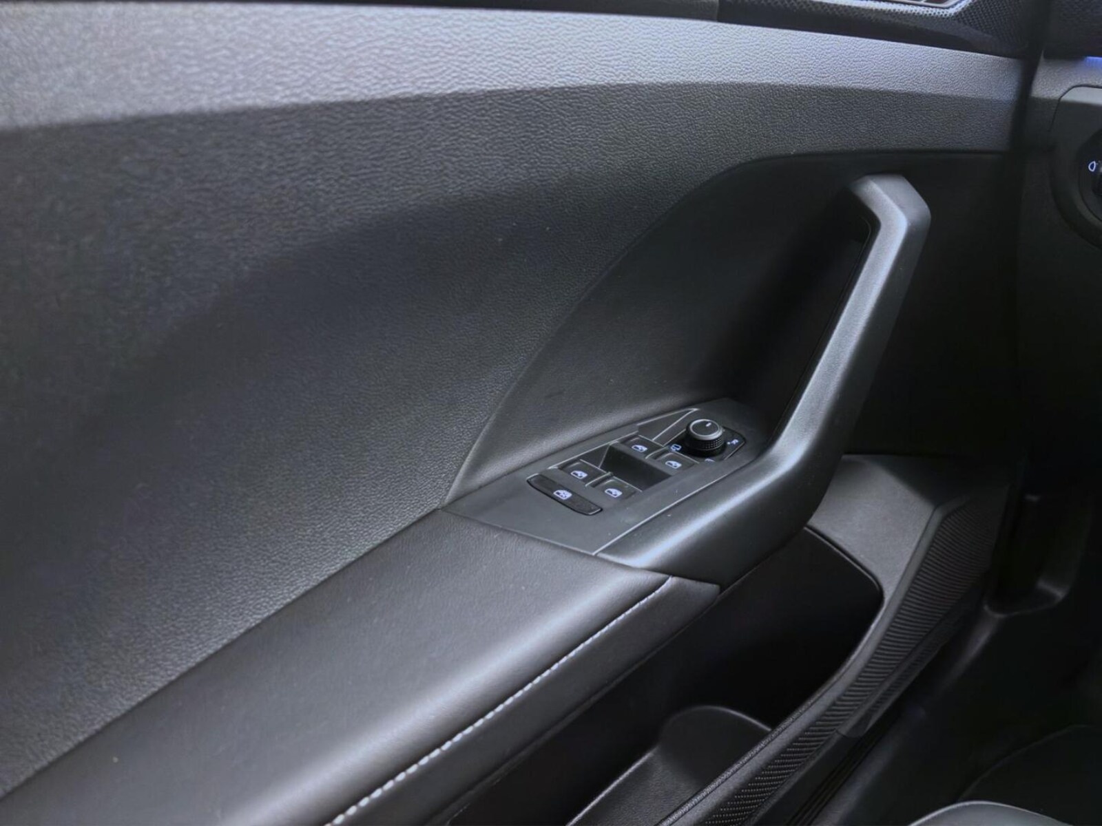 Volkswagen T-Cross – Bild 10