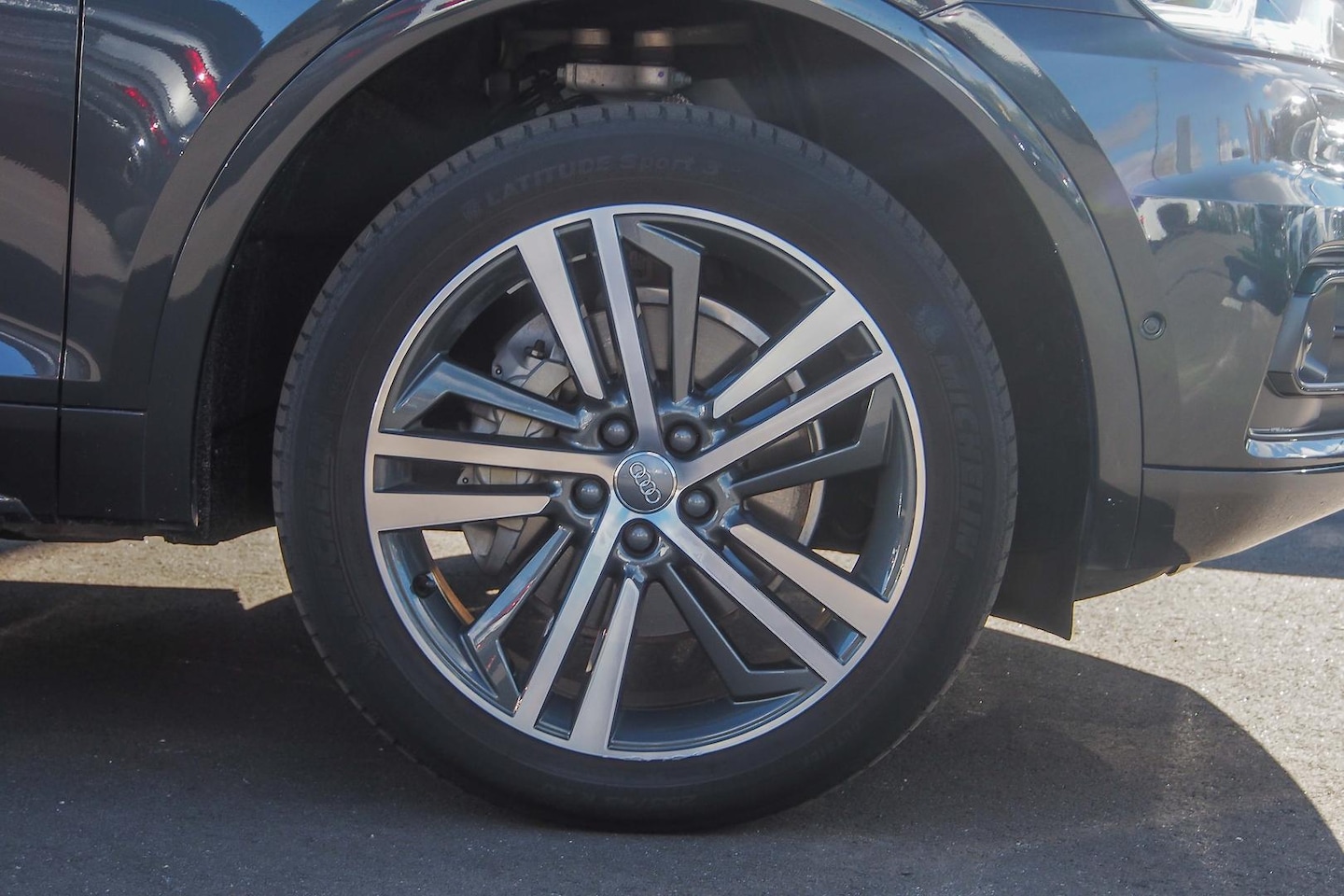 Image about Audi Q5 40 TDI quattro S tronic