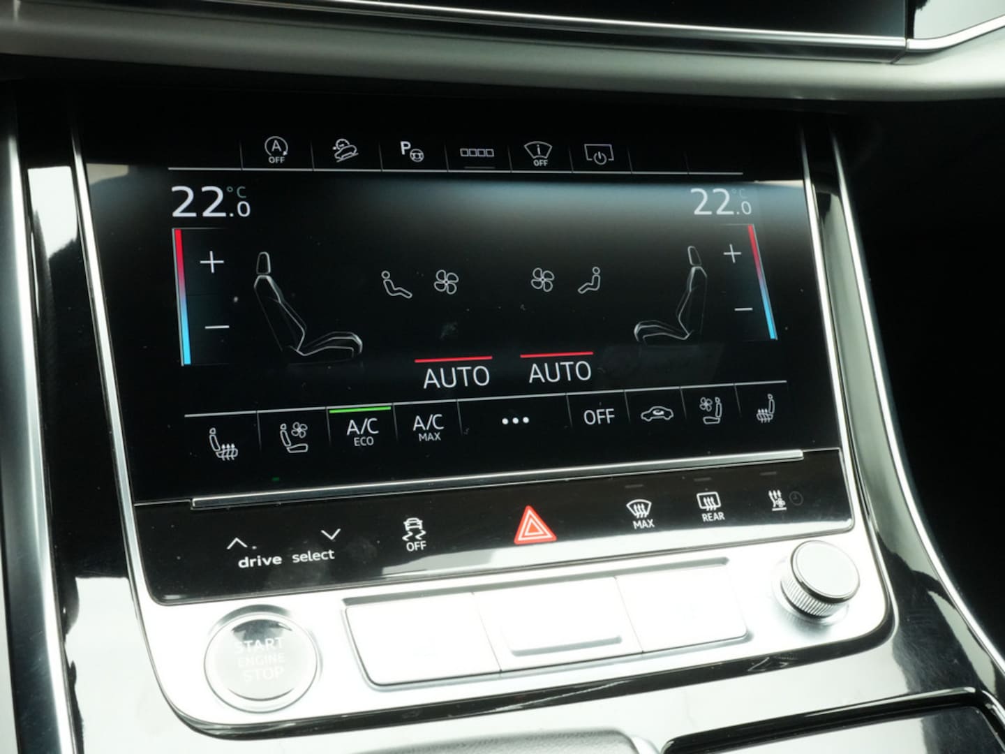 Bild über Audi Q7 competition plus 50 TDI quattro tiptronic - für weitere Informationen kontaktieren Sie den Audi Partner