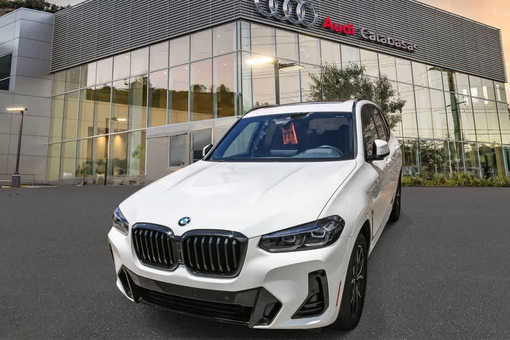 2023 BMW X3 xDrive30i's photo