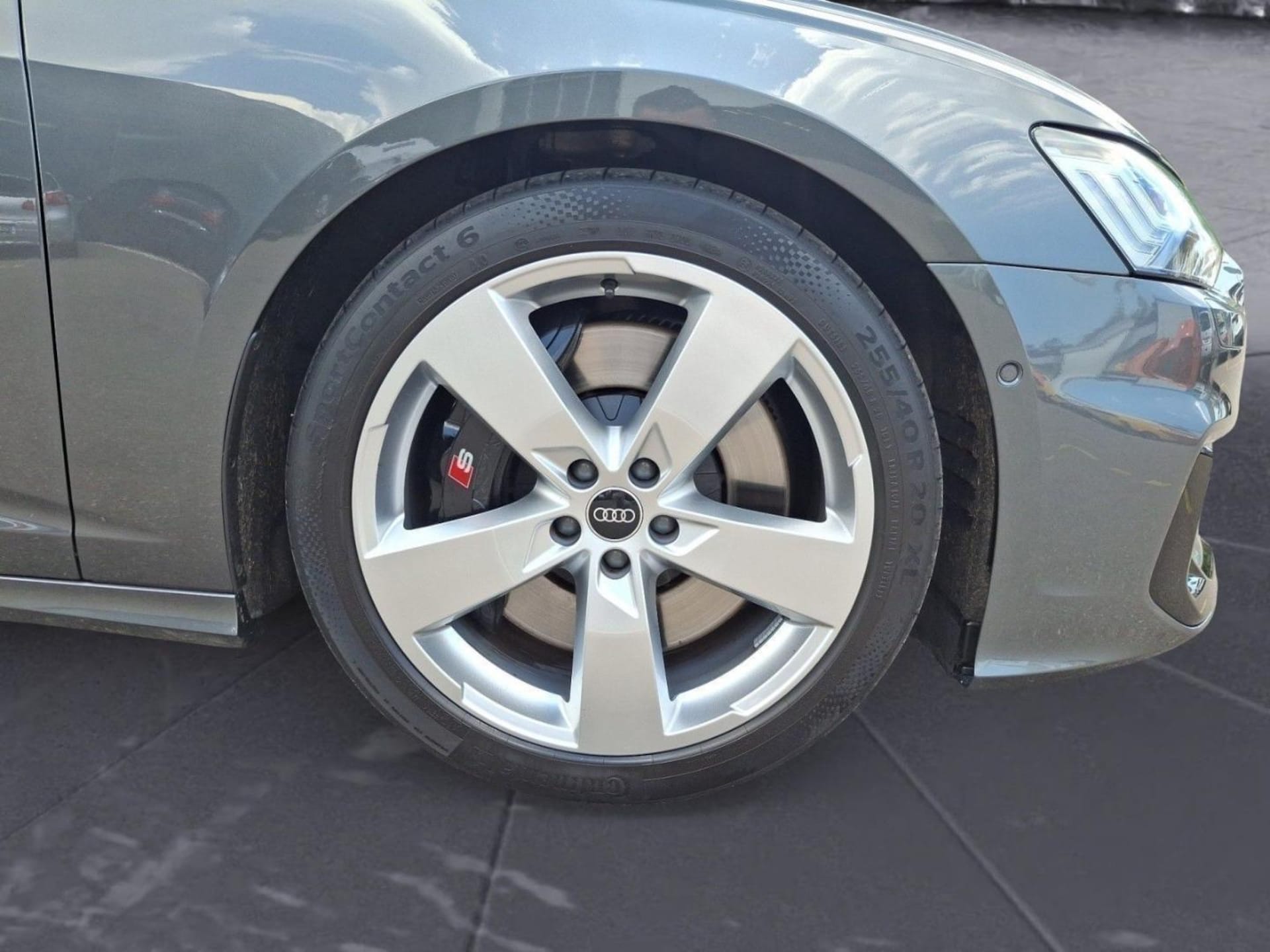 Audi S6 Avant