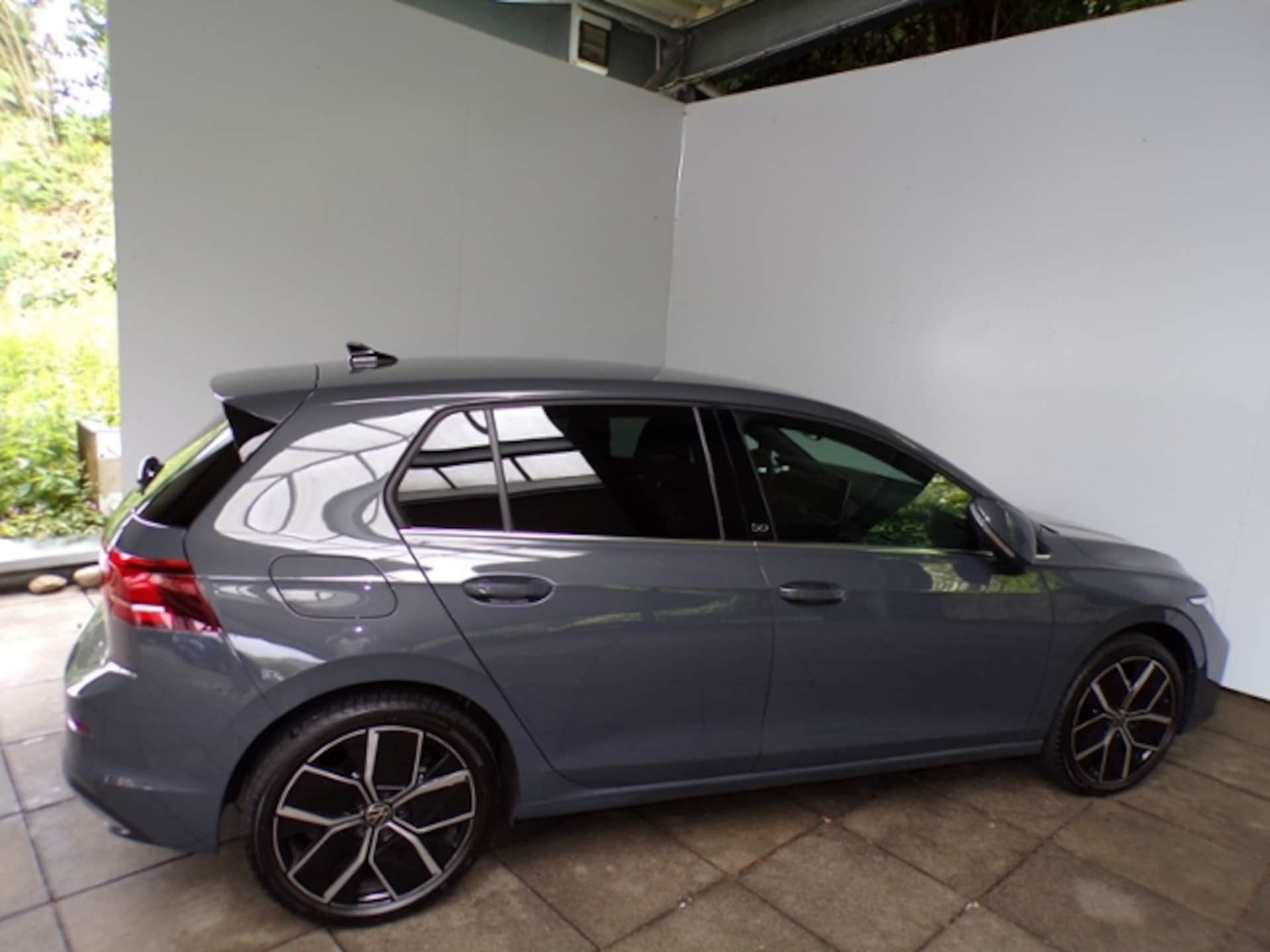 Volkswagen Golf Style