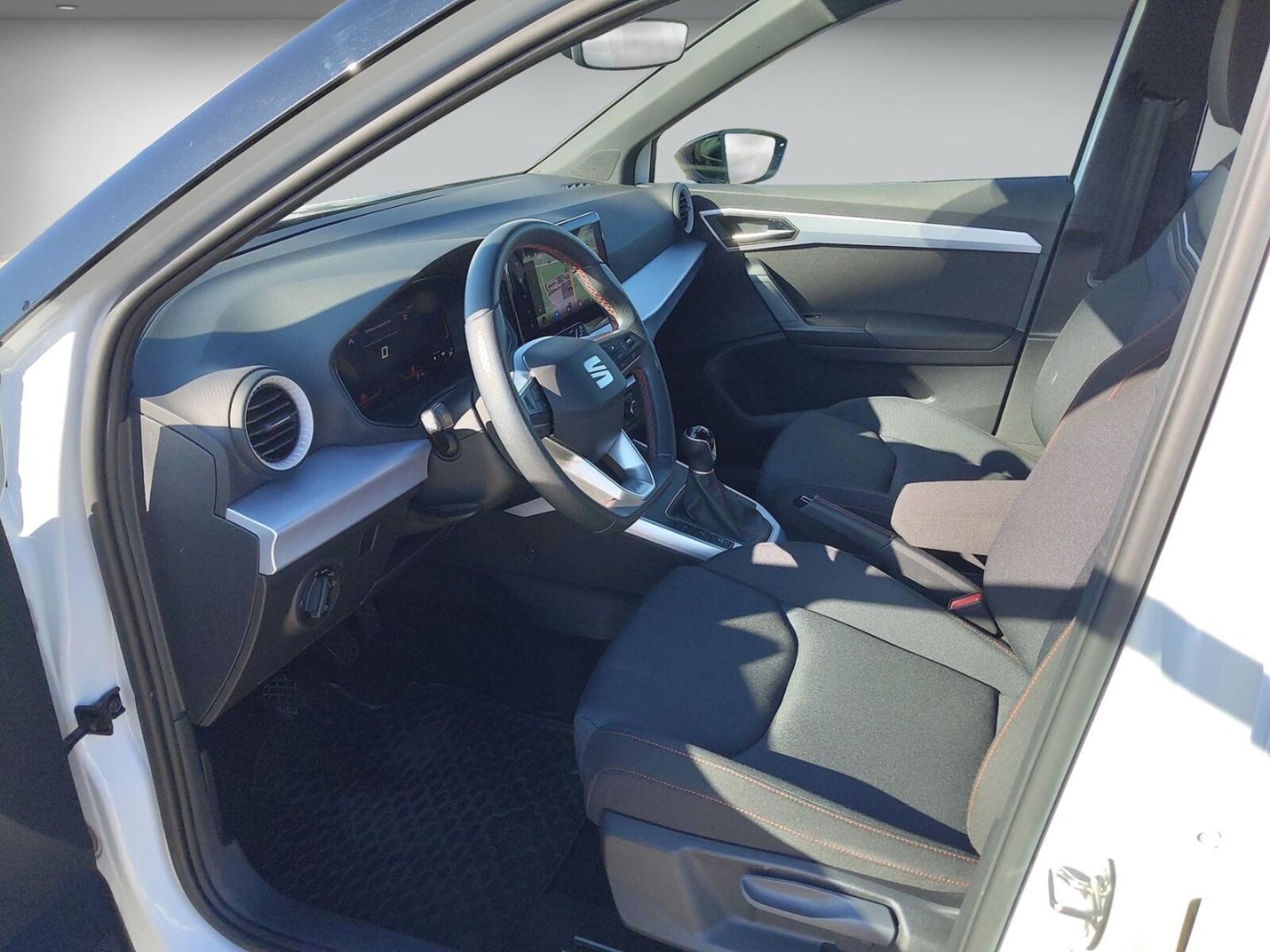 SEAT Arona – Bild 11