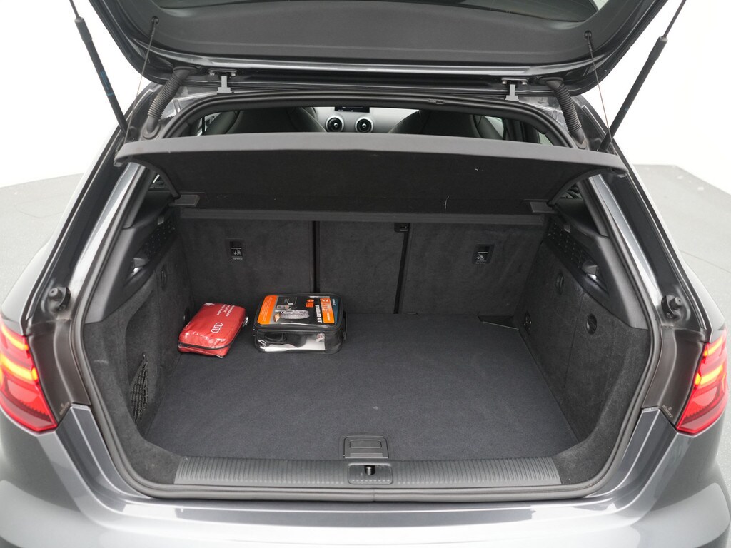 Image about Audi RS 3 Sportback TFSI quattro S tronic