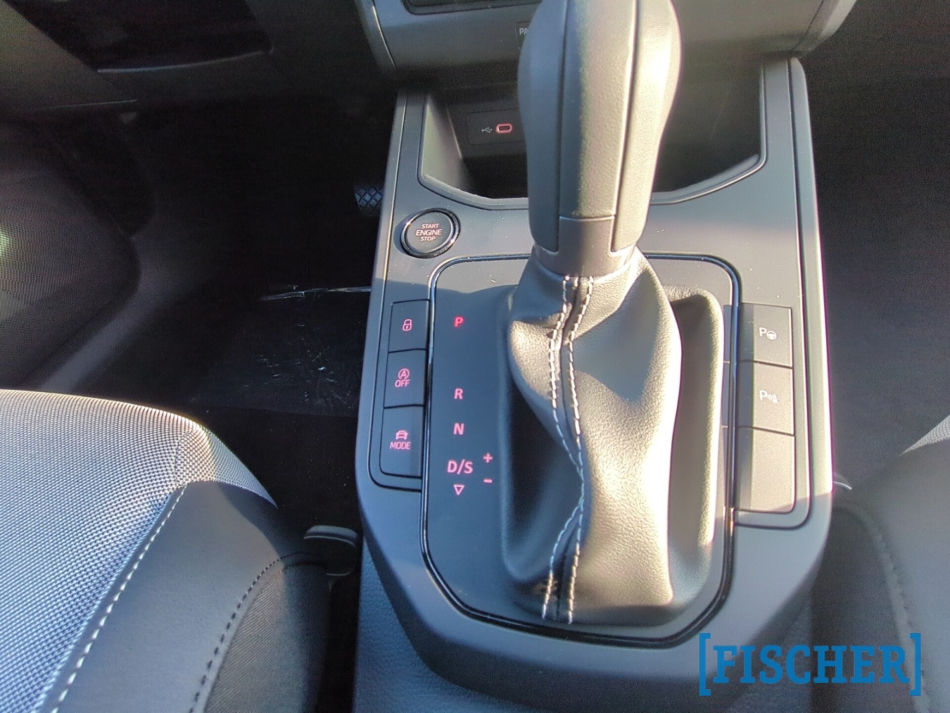 SEAT Arona FR