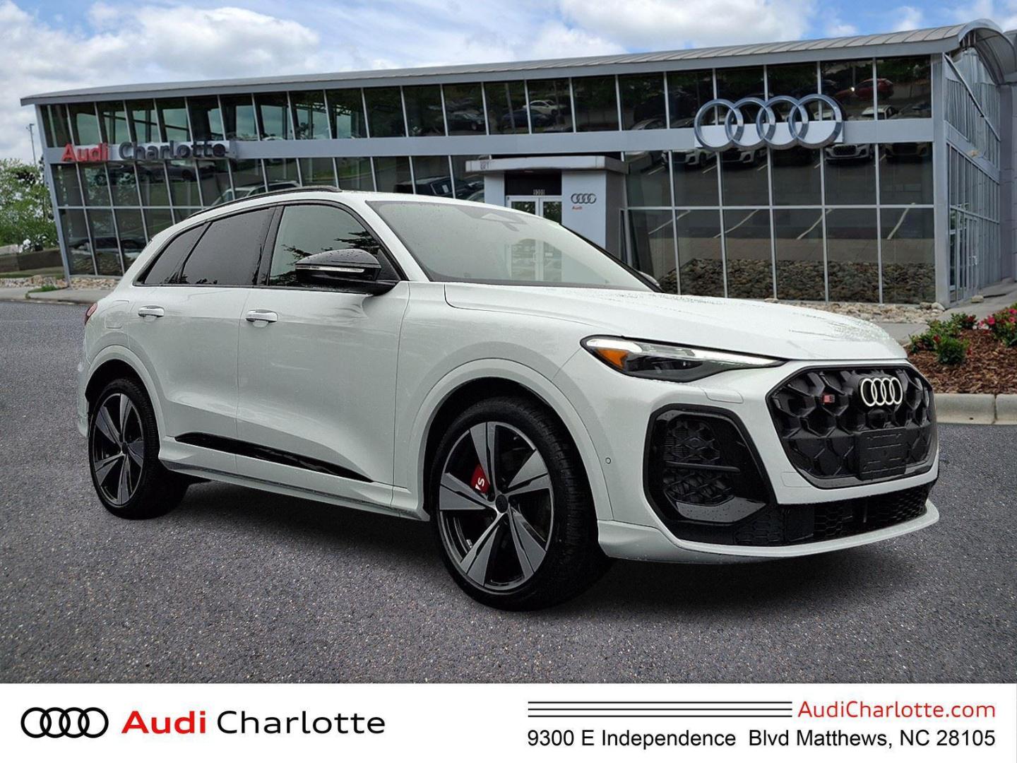 2026 Audi SQ5 Premium Plus quattro's photo