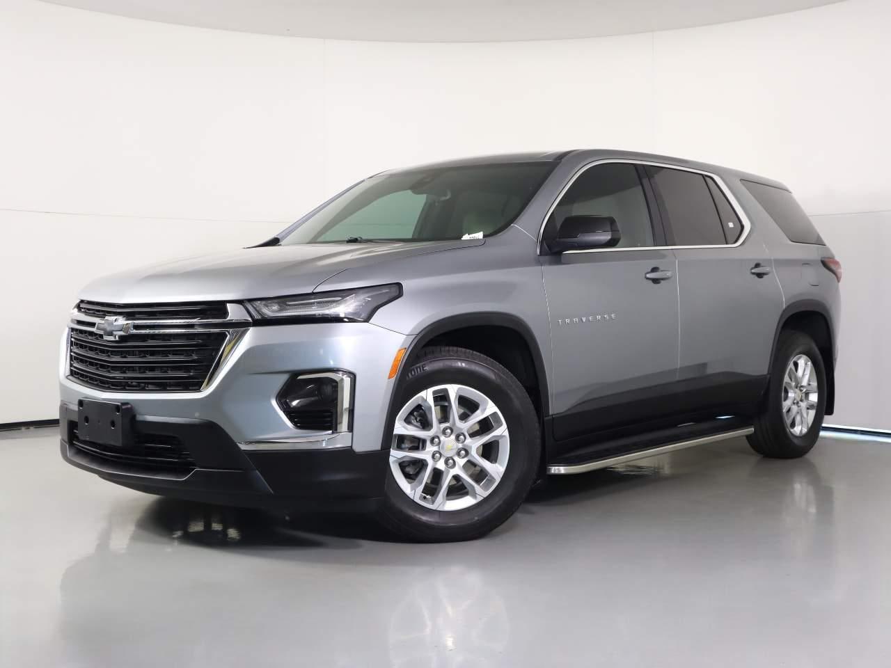 2023 Chevrolet Traverse FWD LS's photo