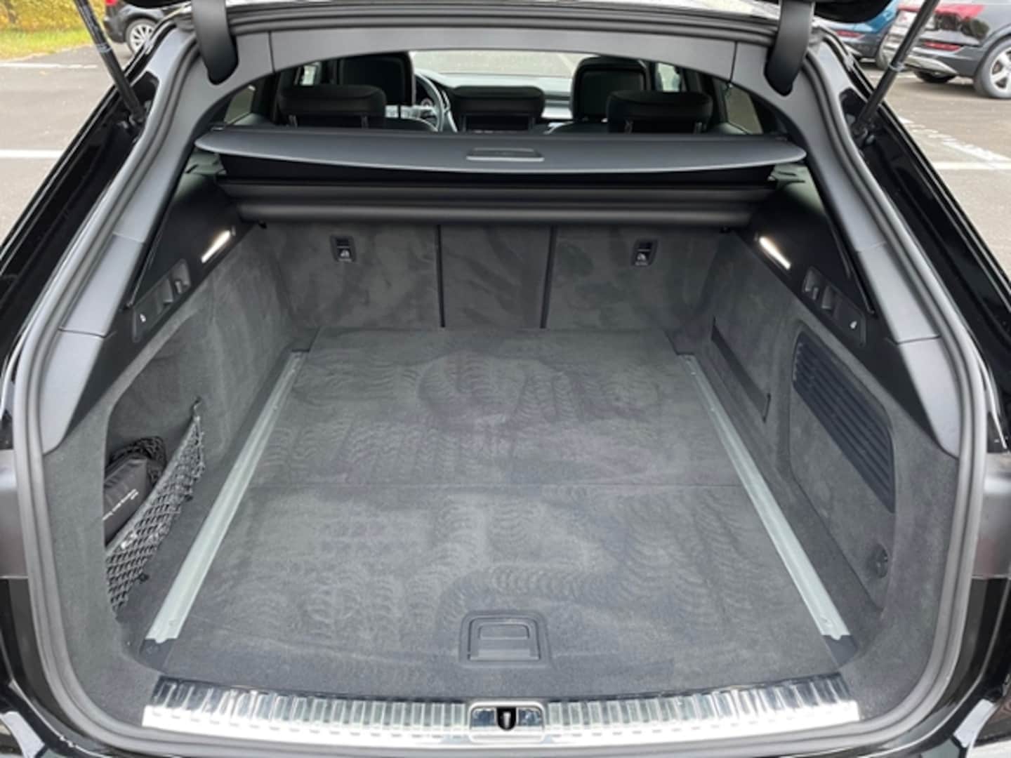Bild über Audi S6 Avant TDI quattro tiptronic - für weitere Informationen kontaktieren Sie den Audi Partner